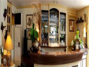 Villa Margarita Hotel Davao Bagian luar foto